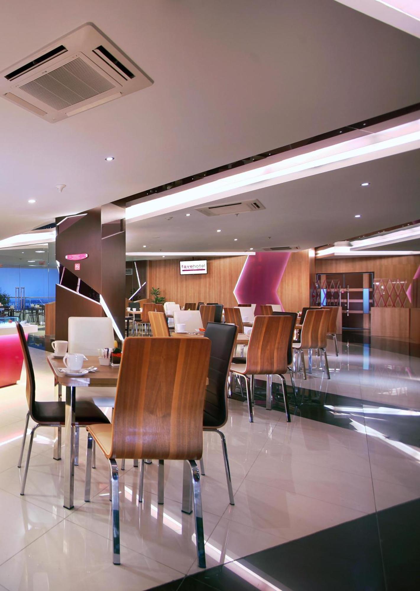 Favehotel Ltc Glodok Jakarta Exterior foto