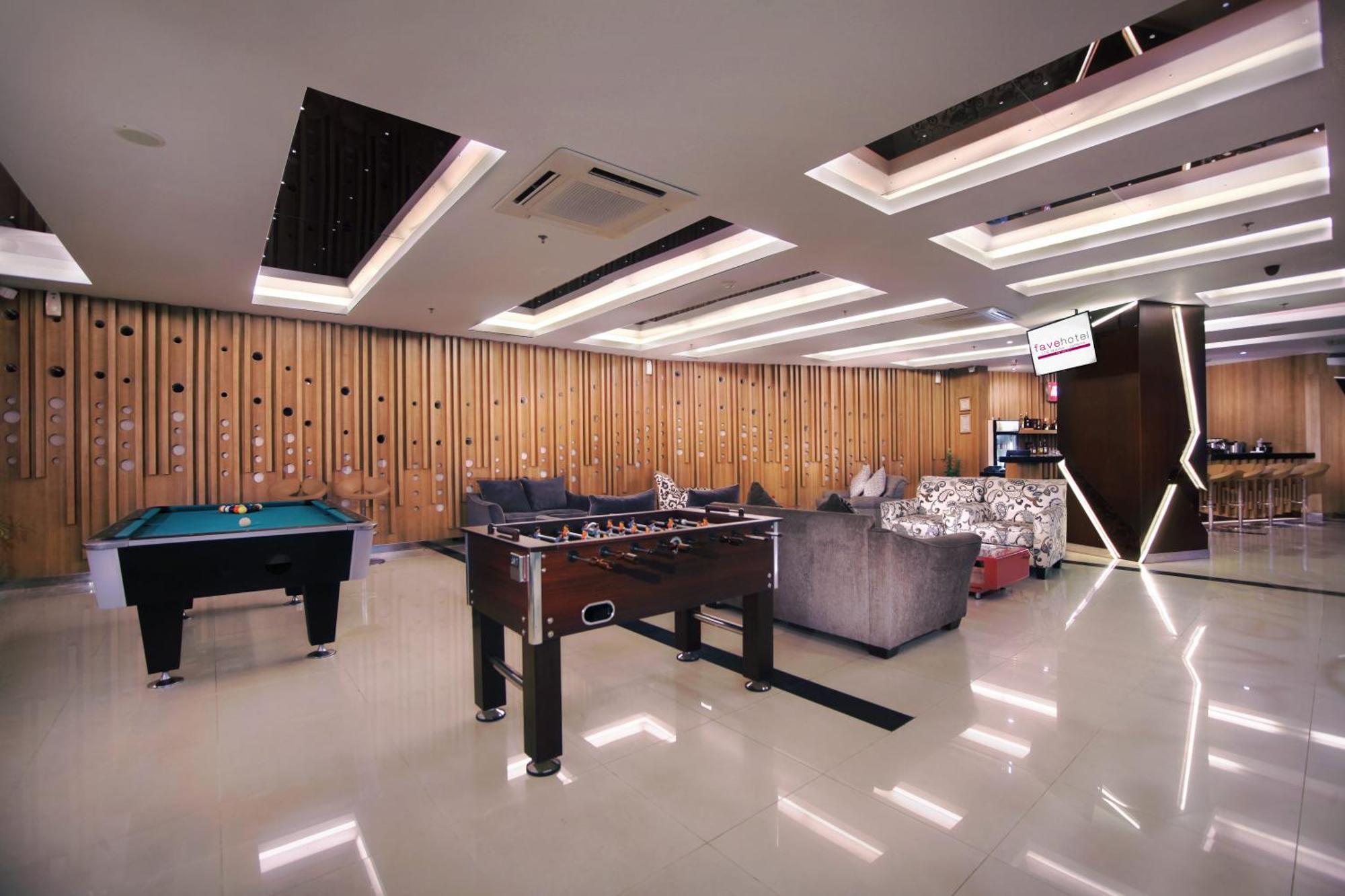 Favehotel Ltc Glodok Jakarta Exterior foto