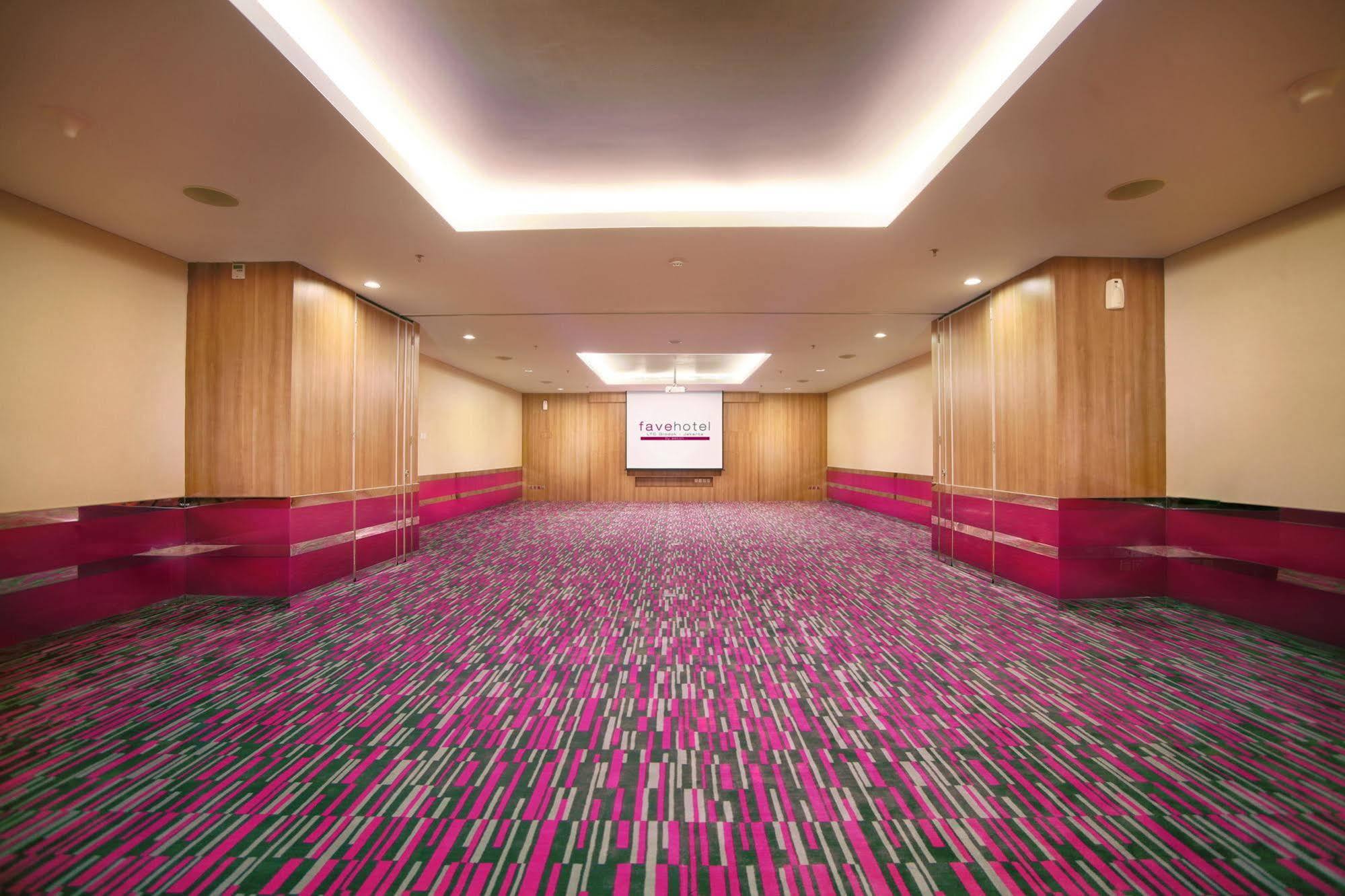 Favehotel Ltc Glodok Jakarta Exterior foto