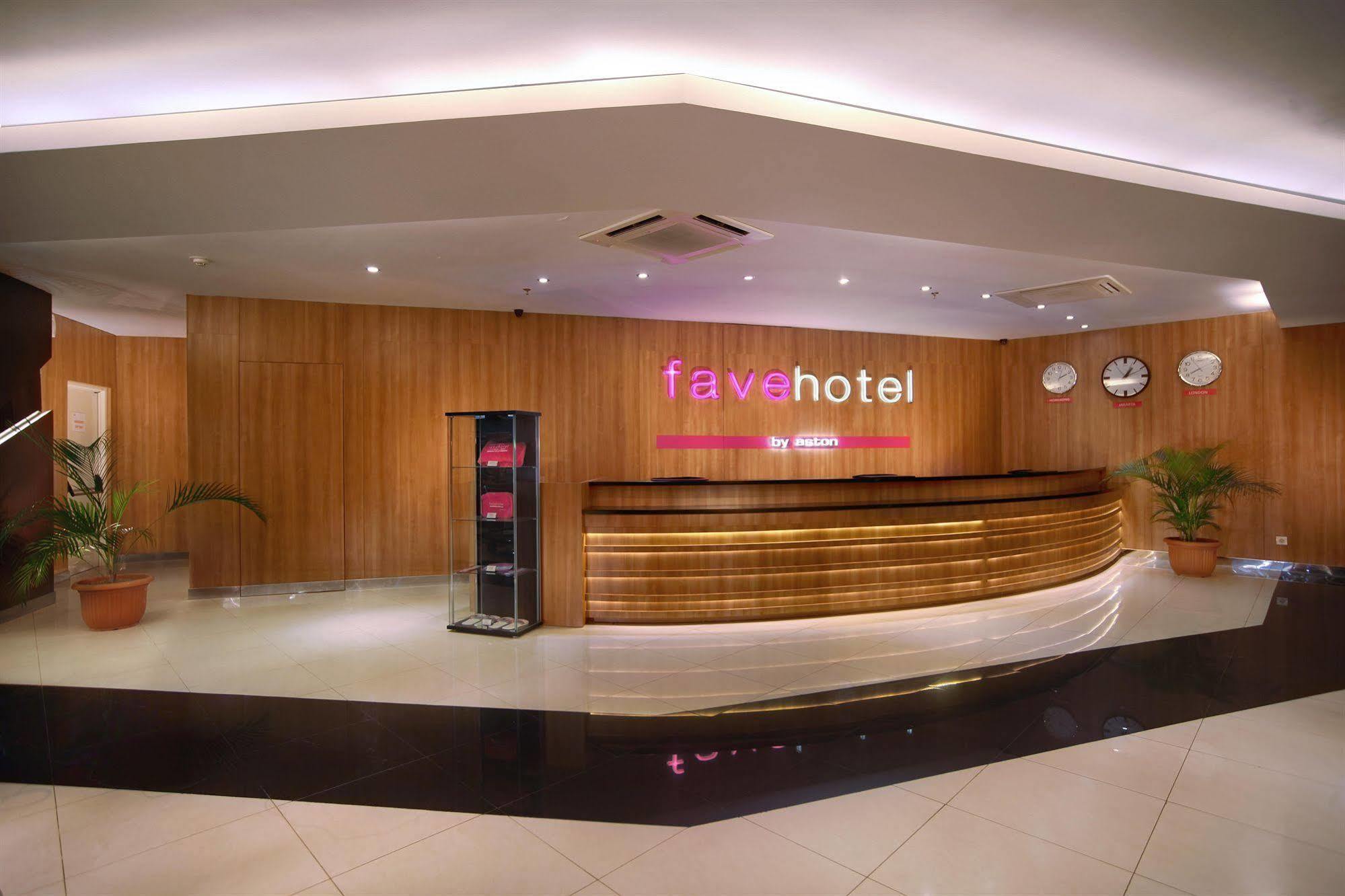 Favehotel Ltc Glodok Jakarta Exterior foto